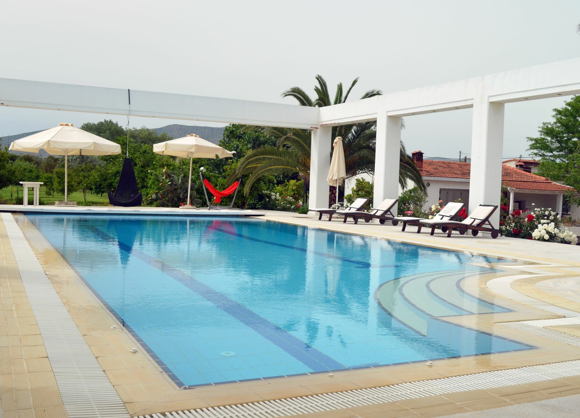 Olive Mansion Suites Marathón Buitenkant foto
